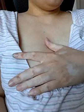 Emi hot1 online show from 04-02-26, 07:26