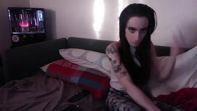 chiara-mario online show from 04-05-26, 05:58