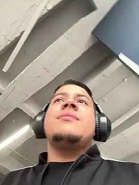 OliverTabordaa online show from 03-27-26, 07:04