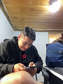 OliverTabordaa online show from 03-28-26, 04:52