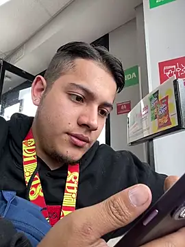 OliverTabordaa online show from 03-24-26, 04:18