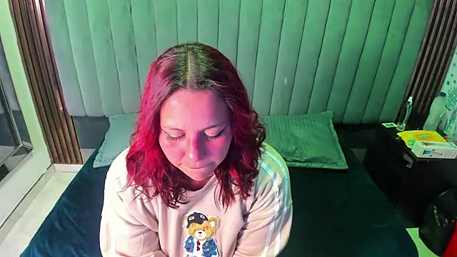 Ivy Brown  online show from 04-16-26, 02:23