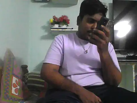 Snapshot of Foxboy65 chatting on 06-25-26, 06:24 Foxboy65 online show from 06-25-26, 06:24