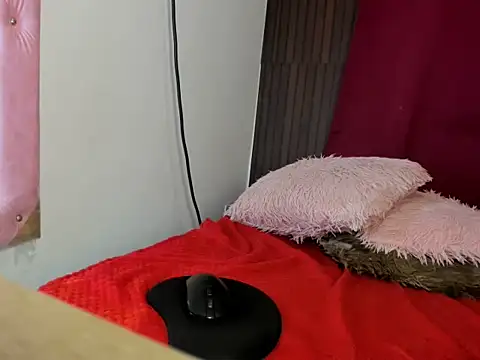 Isahot-69 online show from 05-30-26, 04:08