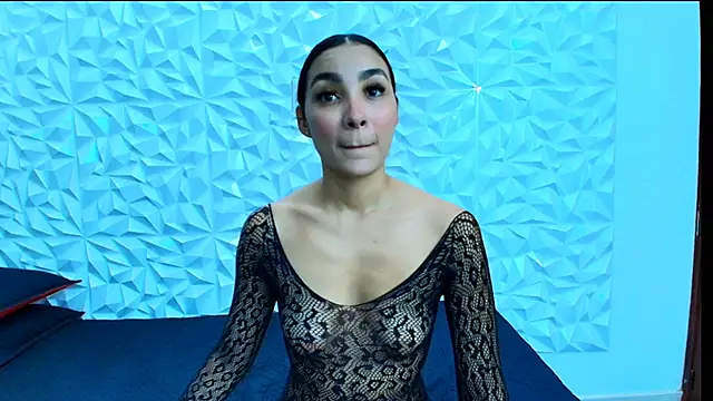 SOPHIA ZC online show from 04-15-26, 08:20