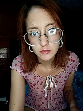 Snapshot of susanhottie1 chatting on 04-05-26, 03:02 susanhottie1 online show from 04-05-26, 03:02