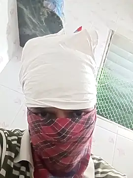 Hunter 372 online show from 04-14-26, 05:29