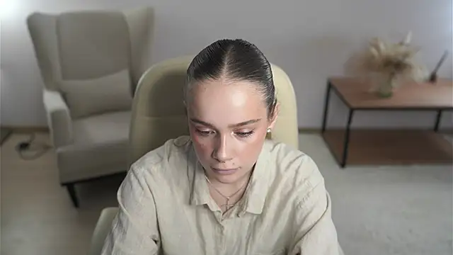 Snapshot of MeriPhelan chatting on 03-09-26, 09:02 MeriPhelan online show from 03-09-26, 09:02