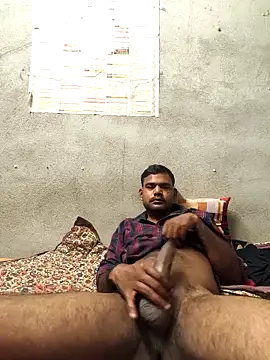 Snapshot of akshat234556 chatting on 03-12-26, 03:56 akshat234556 online show from 03-12-26, 03:56