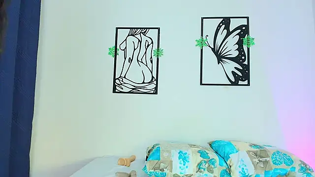 Crystal Vane online show from 03-18-26, 07:59