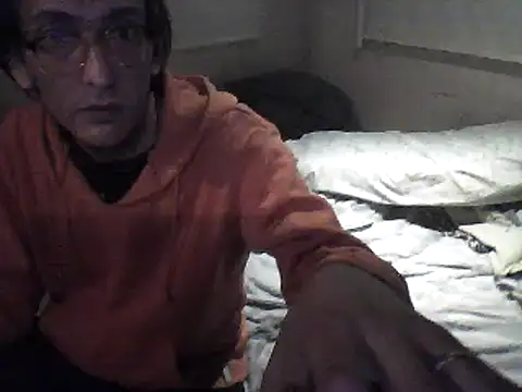 Snapshot of Alcoyanos chatting on 04-01-26, 07:44 Alcoyanos online show from 04-01-26, 07:44