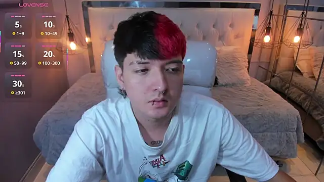 Santiago morgan online show from 04-04-26, 10:27