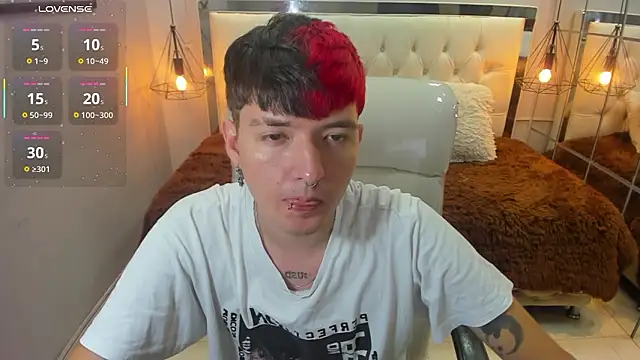 Santiago morgan online show from 03-08-26, 10:24