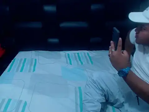 XNoahDeepThroatX online show from 03-27-26, 03:37