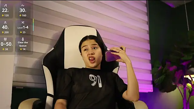 Danaa Rousee  online show from 04-04-26, 08:37