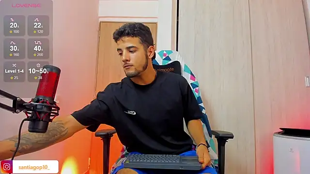 Alexx Lord online show from 04-14-26, 01:10