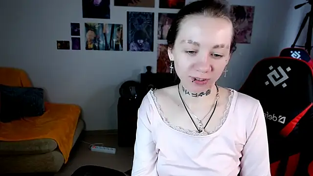 Nica Kawaii online show from 03-26-26, 06:33