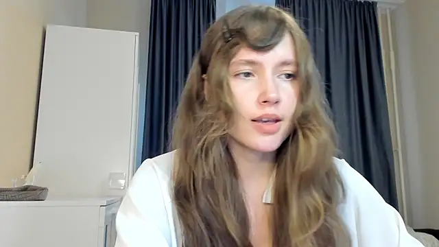 Snapshot of MaryannSofts chatting on 06-30-26, 01:55 MaryannSofts online show from 06-30-26, 01:55