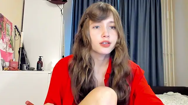 Snapshot of MaryannSofts chatting on 07-25-26, 01:17 MaryannSofts online show from 07-25-26, 01:17