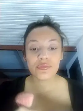Snapshot of CynthiaMore chatting on 05-17-26, 02:28 CynthiaMore online show from 05-17-26, 02:28