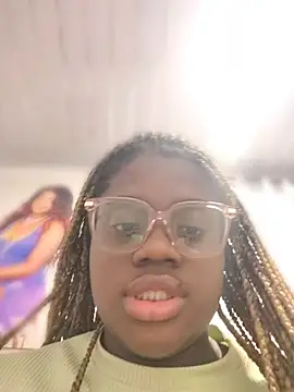 YourLiaa  online show from 03-05-26, 10:27