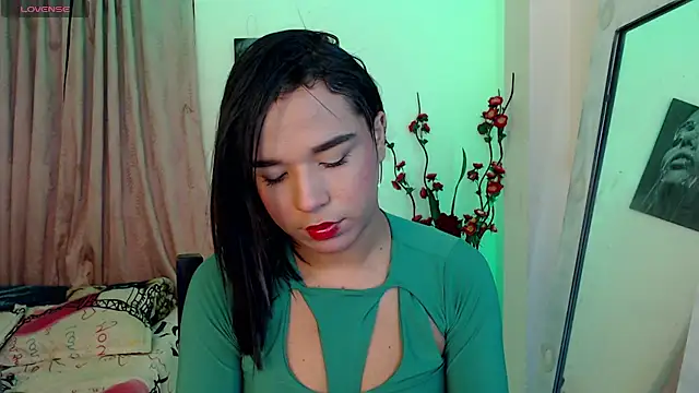 Candyy doll   online show from 03-17-26, 08:39