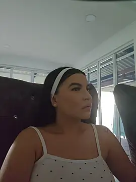 Pretty Julieta online show from 03-26-26, 10:18