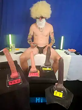 FantasyMan-BiWM online show from 04-22-26, 03:24