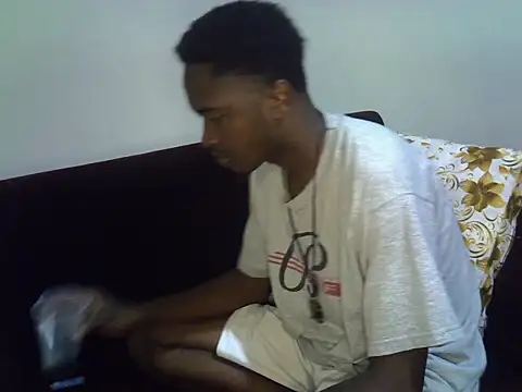 Snapshot of Rakeem023 chatting on 07-25-26, 05:30 Rakeem023 online show from 07-25-26, 05:30