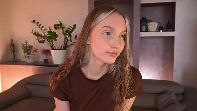 Snapshot of YvetteMilbrett chatting on 05-05-26, 03:31 YvetteMilbrett online show from 05-05-26, 03:31