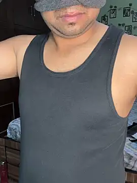 Snapshot of your_bhabhi_love chatting on 05-18-26, 06:56 your bhabhi love online show from 05-18-26, 06:56