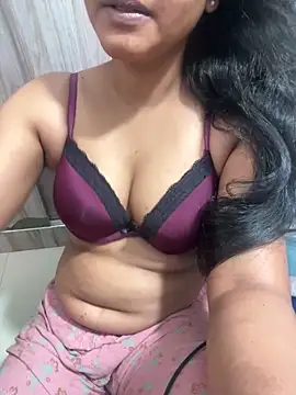 Snapshot of munni-munni6767 chatting on 05-08-26, 09:40 munni-munni6767 online show from 05-08-26, 09:40