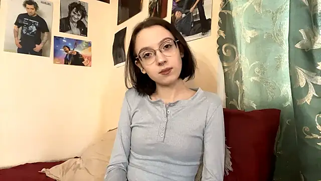 Snapshot of ChasidySynan chatting on 03-18-26, 03:03 ChasidySynan online show from 03-18-26, 03:03