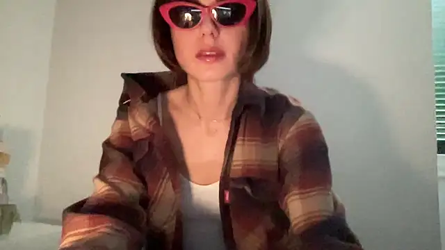 Snapshot of SlowVenomXX chatting on 03-30-26, 11:55 SlowVenomXX online show from 03-30-26, 11:55