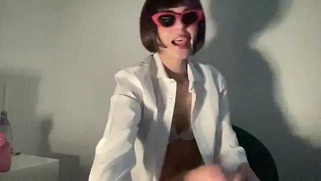 Snapshot of SlowVenomXX chatting on 03-24-26, 03:12 SlowVenomXX online show from 03-24-26, 03:12
