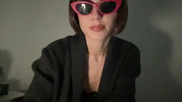 Snapshot of SlowVenomXX chatting on 03-11-26, 01:38 SlowVenomXX online show from 03-11-26, 01:38