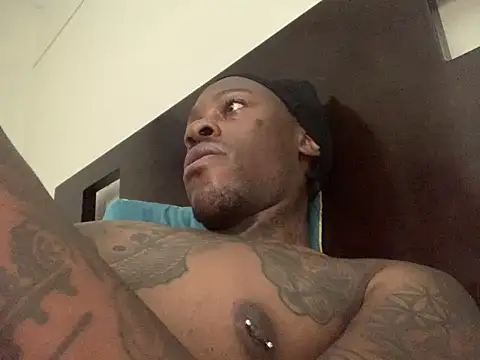 bigyenwood online show from 04-24-26, 01:40