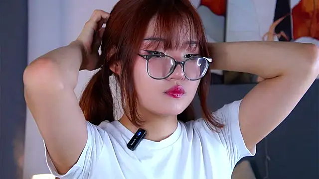 Snapshot of NelleMihalko chatting on 07-02-26, 11:16 NelleMihalko online show from 07-02-26, 11:16