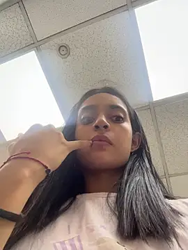 leilani X online show from 03-25-26, 10:58