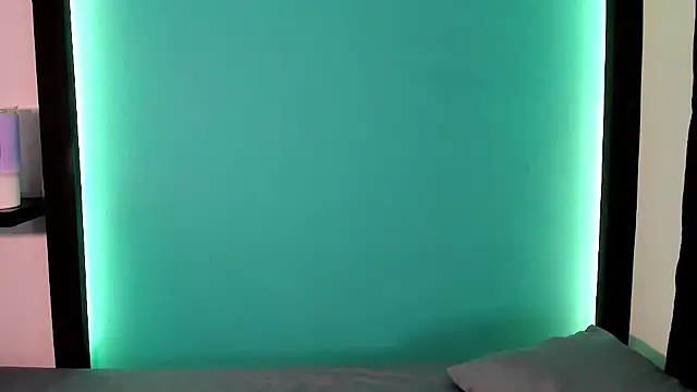 Emma AH online show from 03-31-26, 03:14