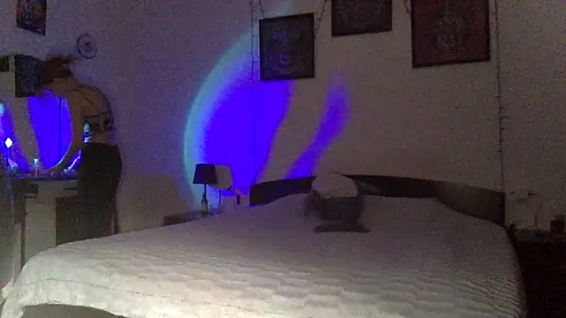 Milk shakeee online show from 03-13-26, 05:34