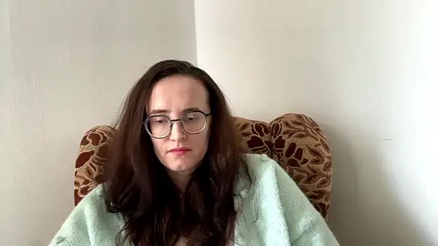 Snapshot of SofiaTease chatting on 04-28-26, 12:53 SofiaTease online show from 04-28-26, 12:53