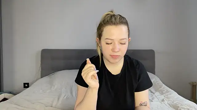 alyrasun online show from 03-17-26, 06:38