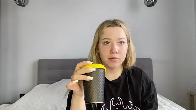 alyrasun online show from 04-16-26, 06:25