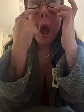 BunnyBallyX online show from 03-17-26, 06:49