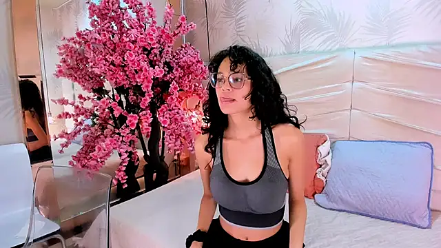 Tyna01 online show from 03-19-26, 12:16