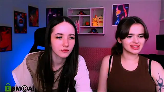 Snapshot of bella_dorn chatting on 04-30-26, 01:40 bella dorn online show from 04-30-26, 01:40