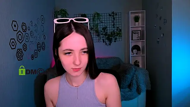 Snapshot of bella_dorn chatting on 05-05-26, 12:19 bella dorn online show from 05-05-26, 12:19