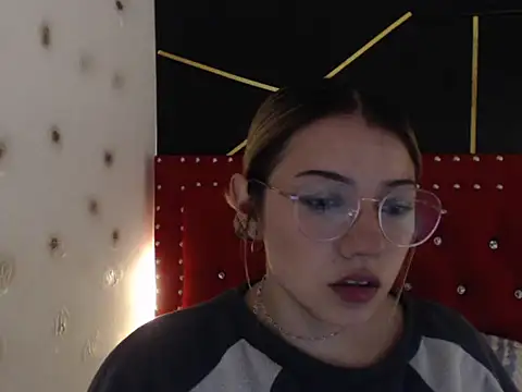 danielawidx online show from 03-12-26, 12:16