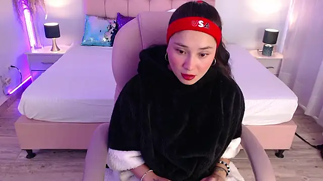 EILIIN07 online show from 03-16-26, 01:04